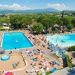 Cisano - San Vito Кемпінг 4*