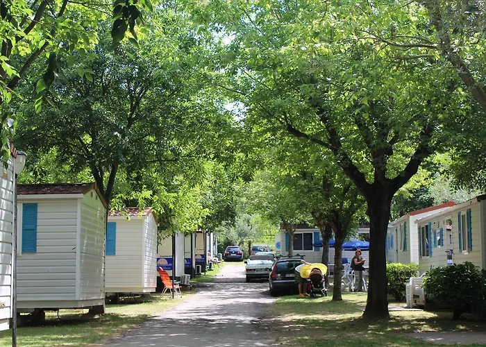 Кемпінг Cisano - San Vito 4*