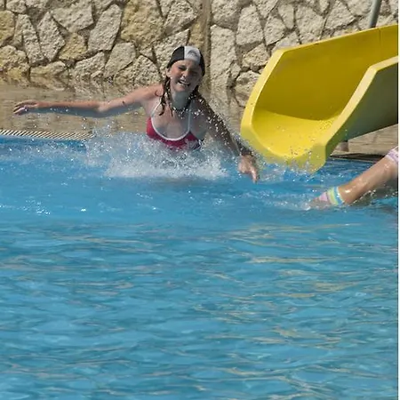 西萨诺露营酒店 - 圣维托 巴多利诺