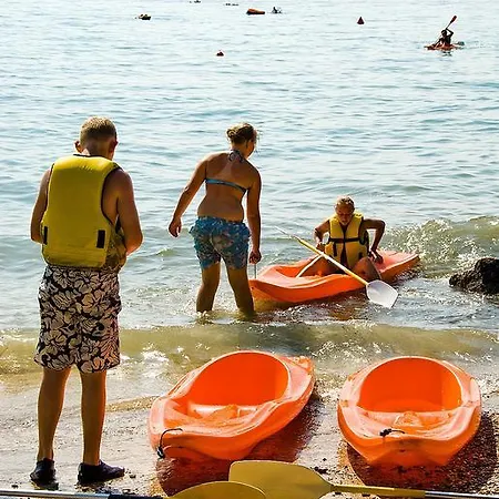 营地 西萨诺露营酒店 - 圣维托 巴多利诺