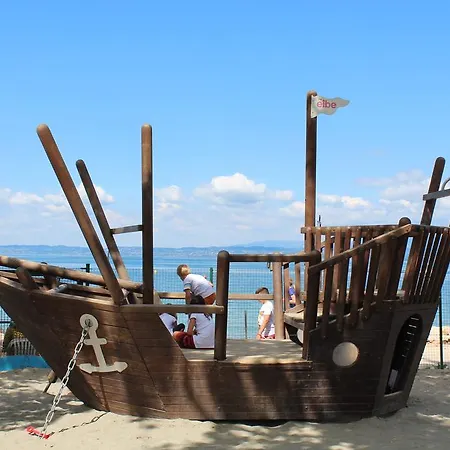 西萨诺露营酒店 - 圣维托