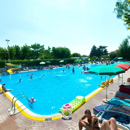 营地 西萨诺露营酒店 - 圣维托 巴多利诺