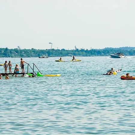 西萨诺露营酒店 - 圣维托 4*