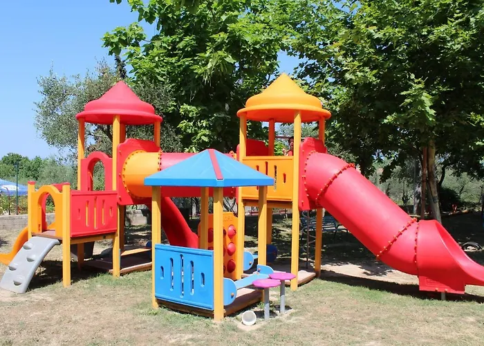 Camping Cisano - San Vito 4*